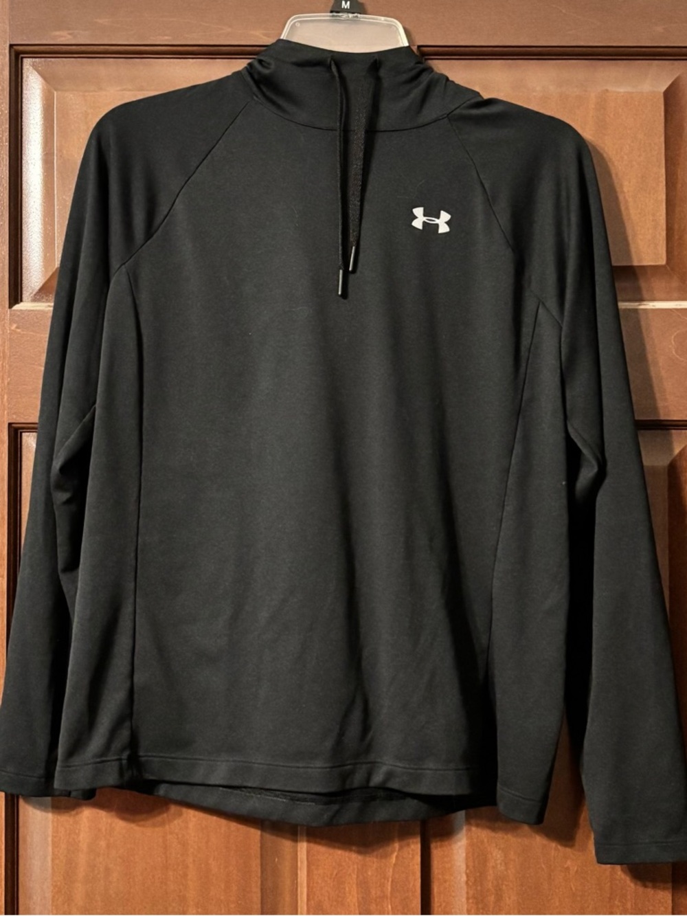 Under armour lightweight heatgear pullover hoodie black size medium